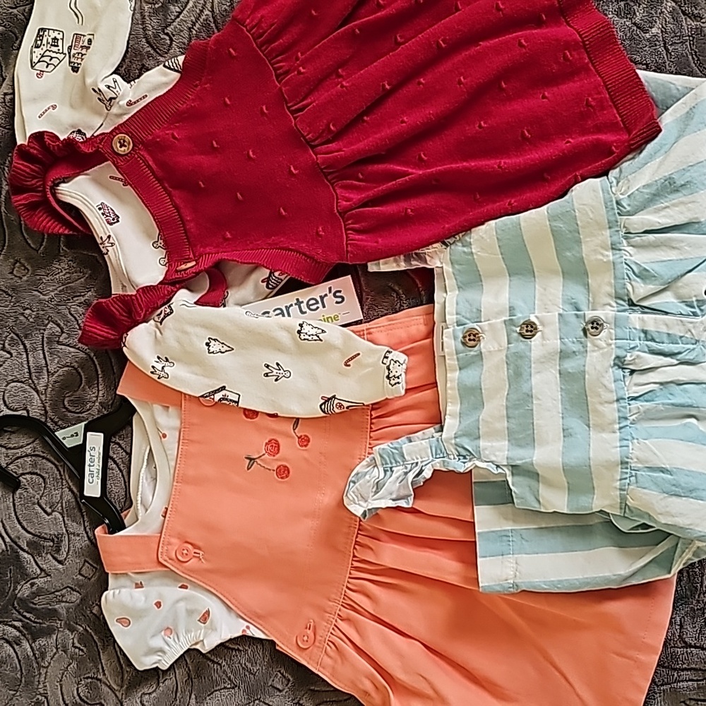 Carter's Baby girl dresses 6 Months